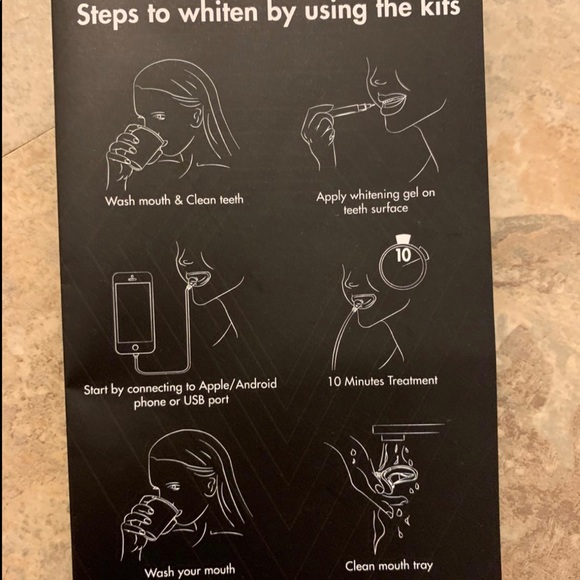 4 VS1 Teeth Whitening Pens - Picture 3 of 3